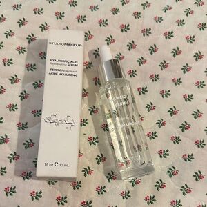 STUDIOMAKEUP Hyaluronic Acid Rejuvenating Serum - Clear